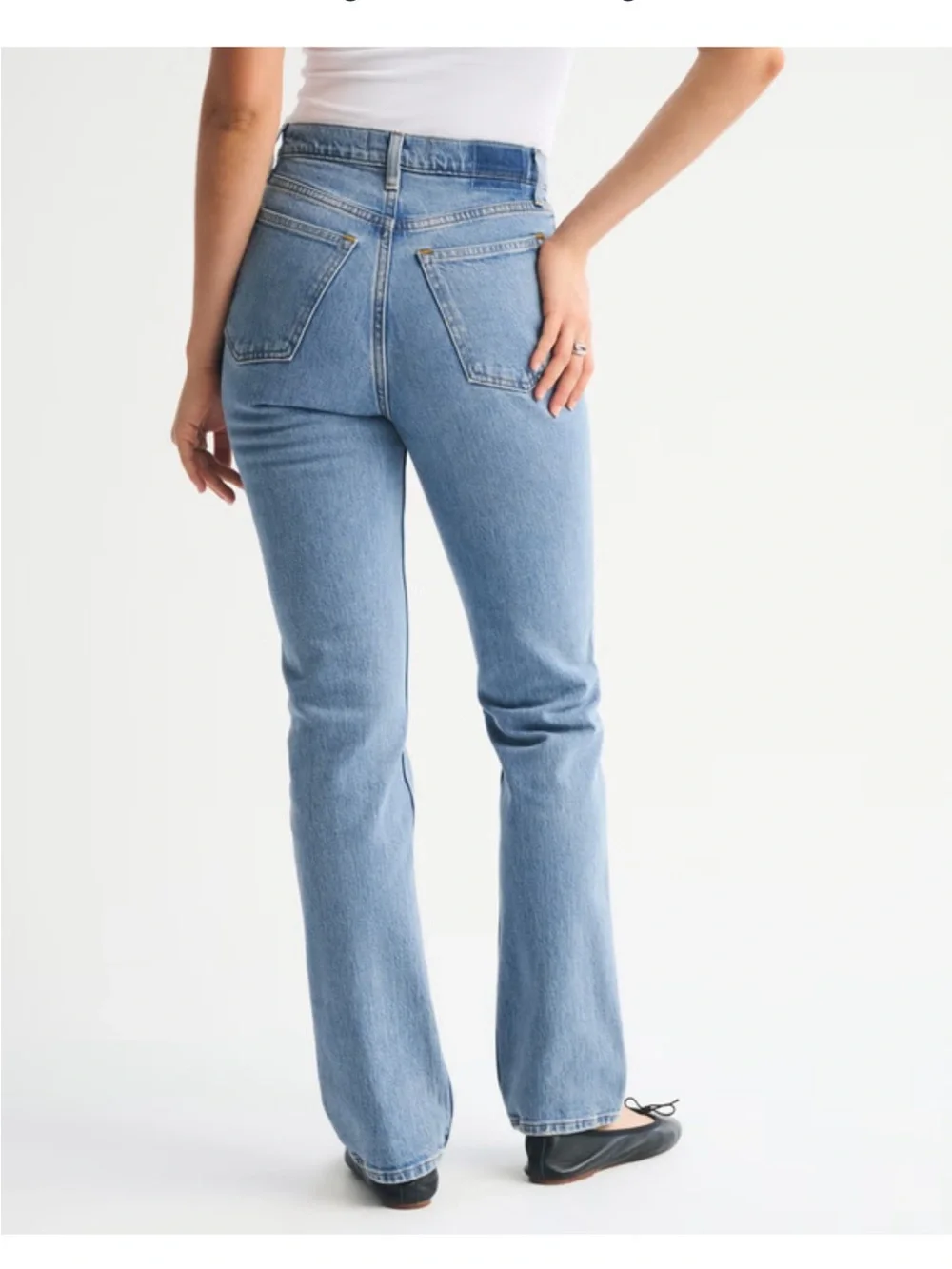 Abercrombie & Fitch Light Blue The ‘90s straight ultra high rise jeans